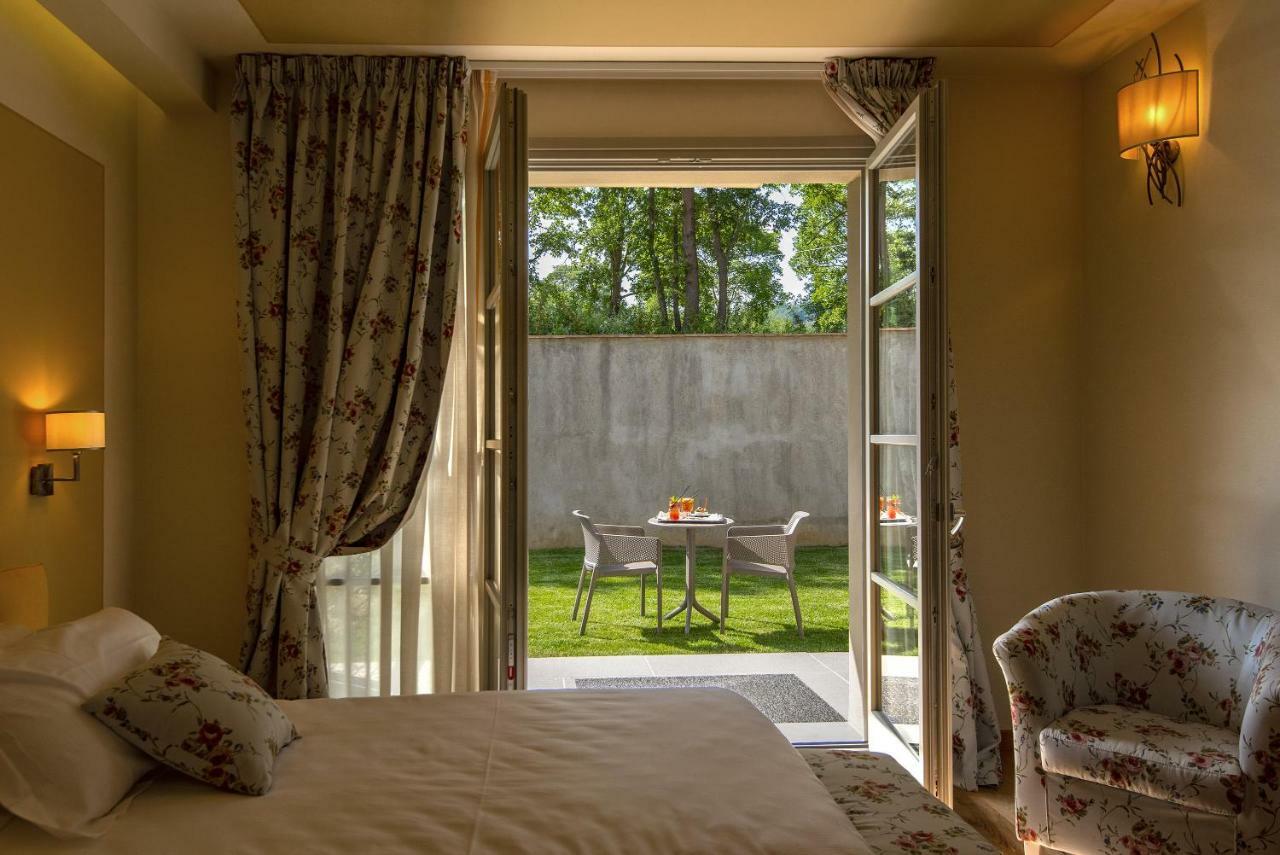 Hotel 37 4*
