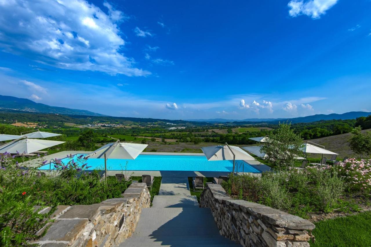 37 Hotel 4*